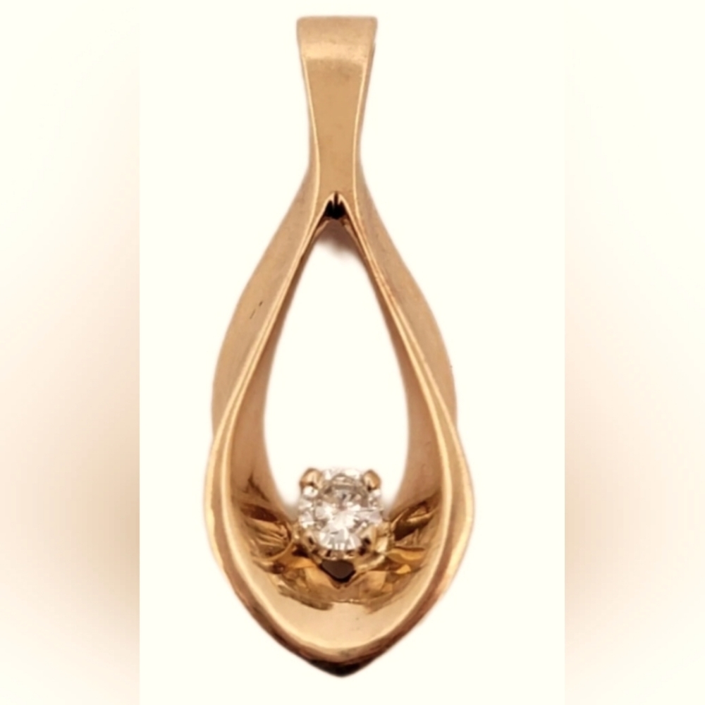 Natural Diamond Solid 14k Yellow Gold Pendant Charm Estate Jewelry 3.6g